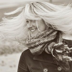 Meet your Posher, Lucy